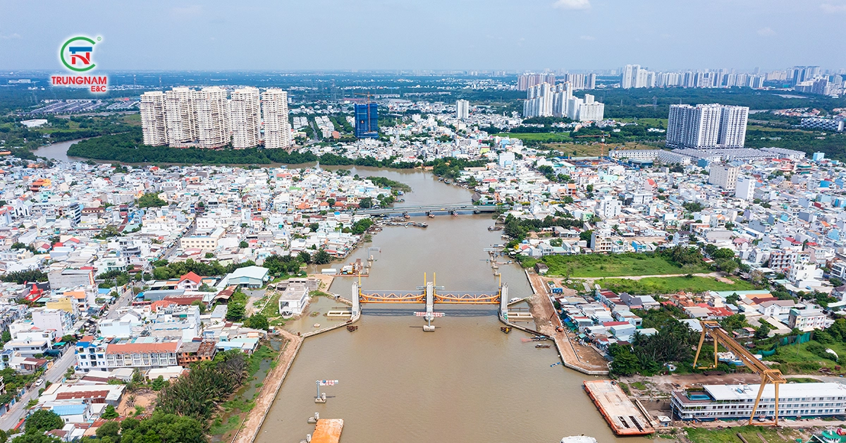 Phu Xuan tidal floodgate