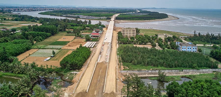 Duong ven bien Nghia Sơn - Cua Lo