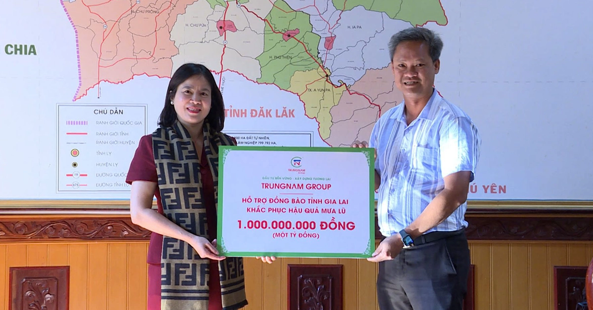 Ho tro dong bao khac phuc mua lu Gia lai