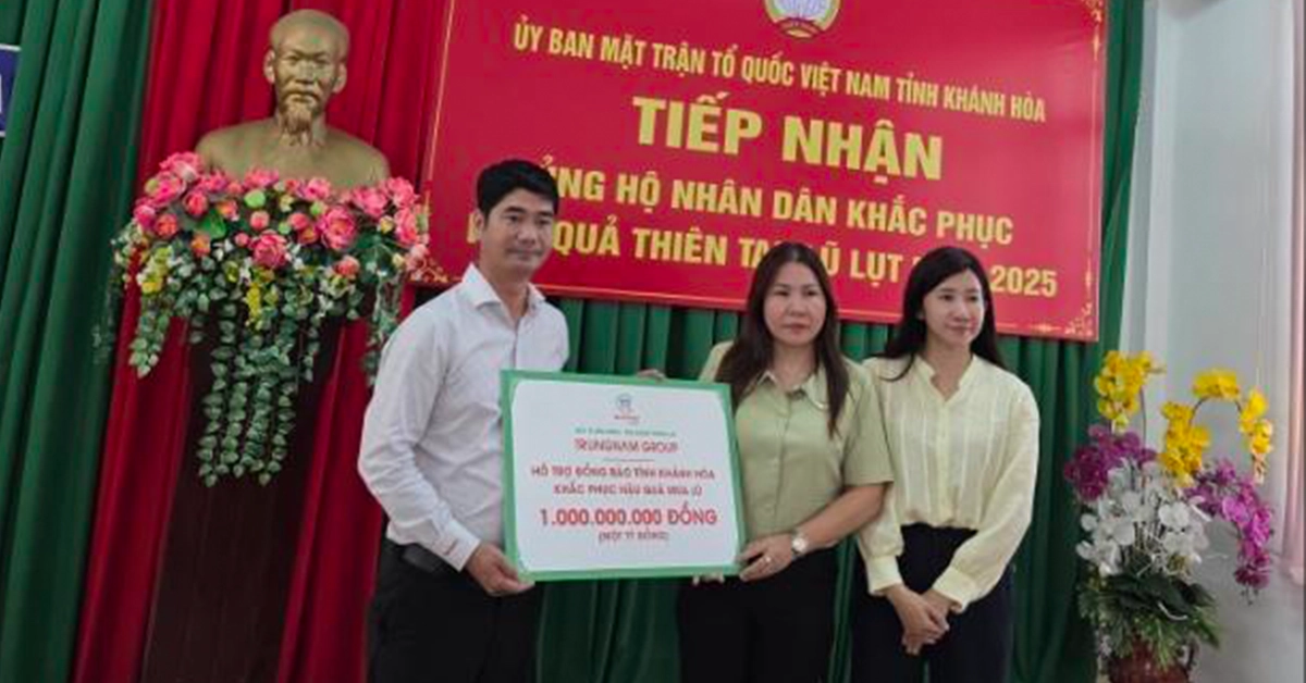 Ho tro dong bao khac phuc mua lu khanh hoa