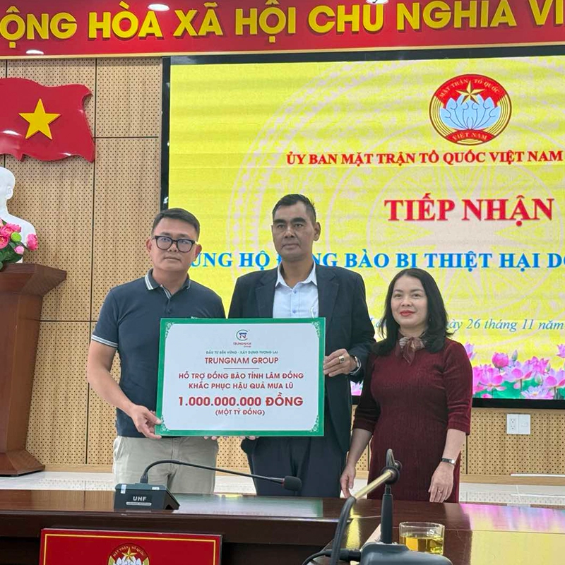 Ho tro-dong bao khac phuc mua lu 2025