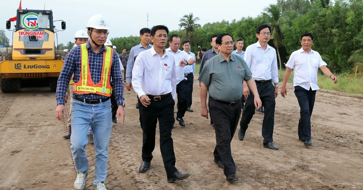 thu tuong chi dao thong xe cao toc chau doc can tho soc trang